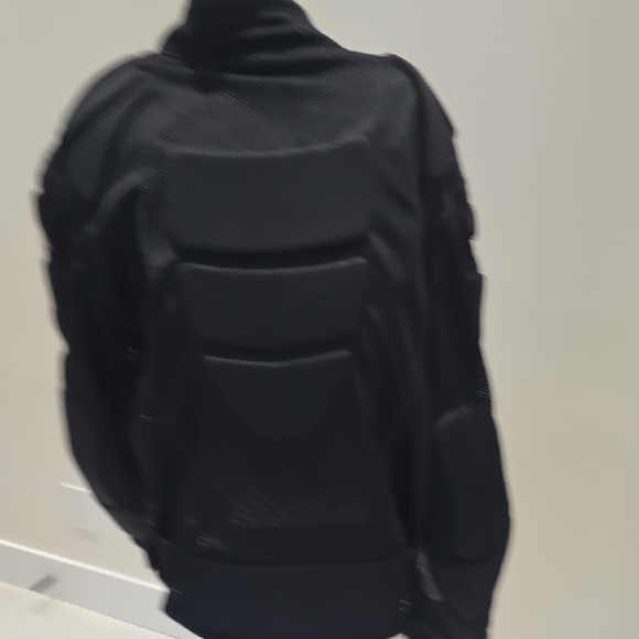 Black Performance Jacket - Picture 5 of 10